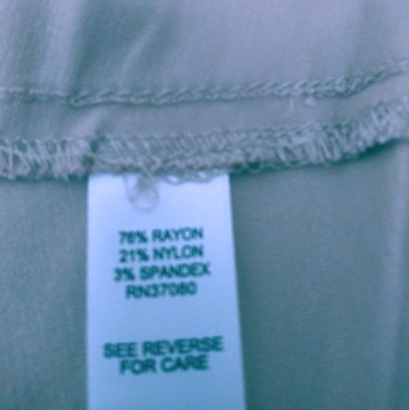 Capri dress slacks - Picture 3 of 4